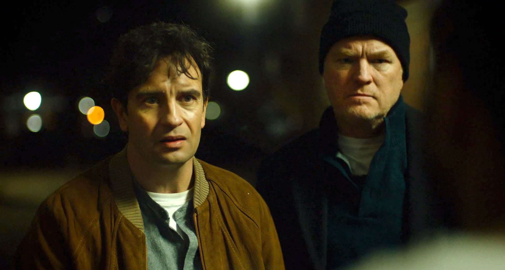 Still uit de NPO-serie Stanley H, waarin Victor de rol van Grote Gijs speelt